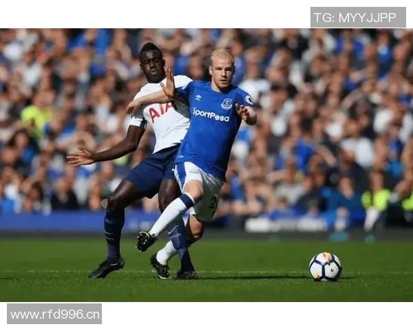 英超球队对何兰球队比赛结果回顾与分析